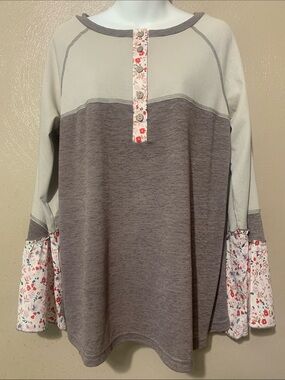 Briley size M Brown and Cream Floral-Trim Long Sleeve Multi-pattern Top